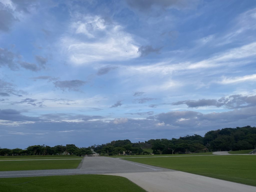 去った6/23は沖縄慰霊の日だったので、今年も摩文仁に行ってきました。