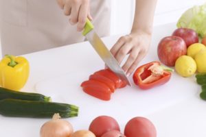 ヨシケイ「プチママ」お試しでとってみました〜チキンカツ調理編